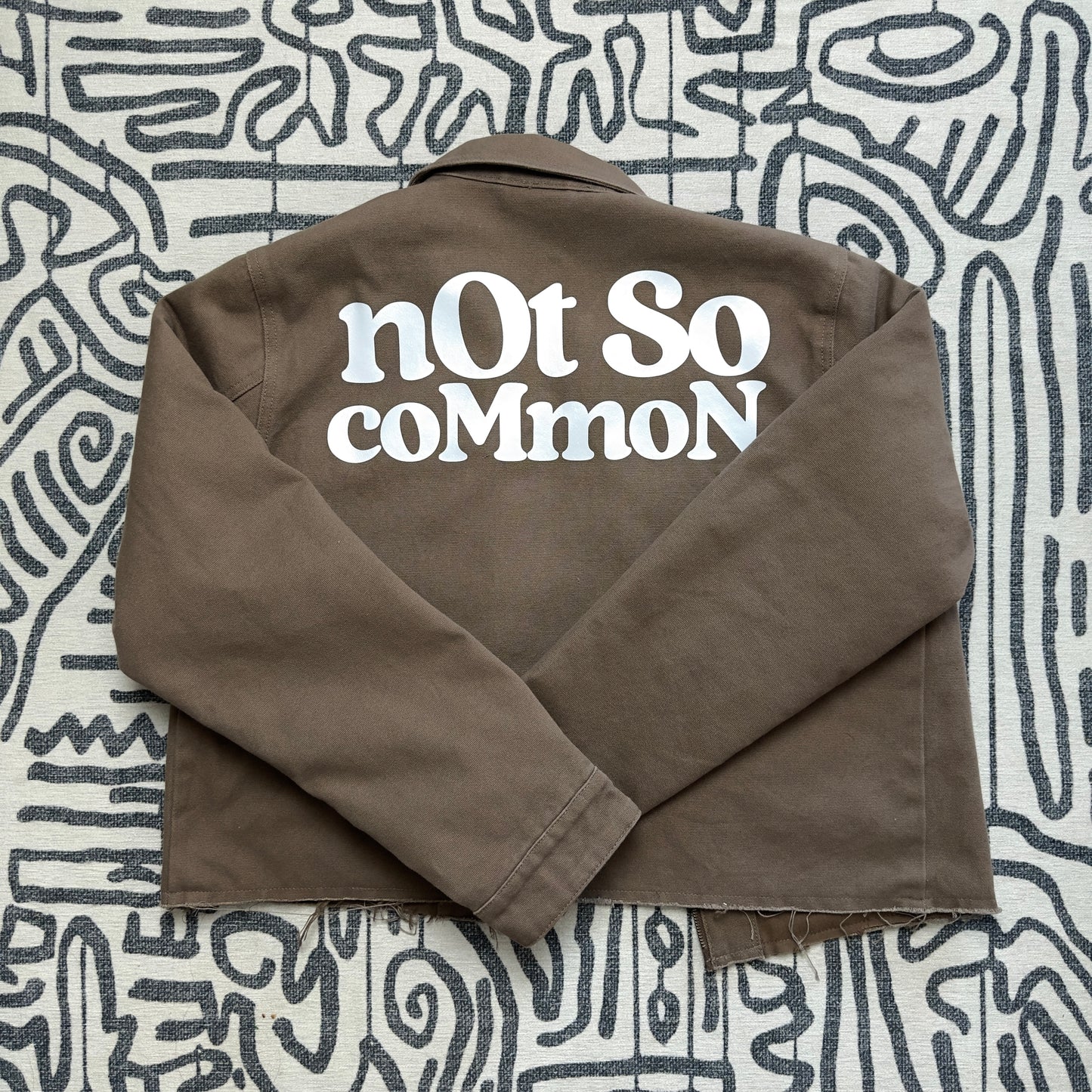 "nOt So CoMmoN" Cropped Jacket - Walnut